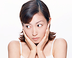 困り気味な女性
